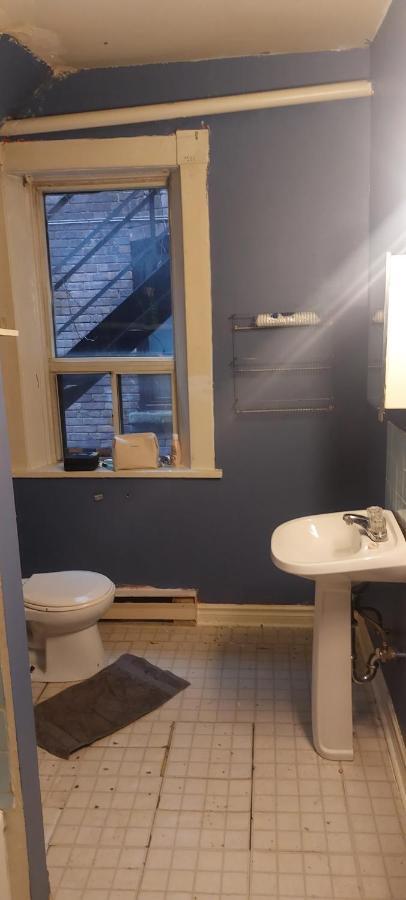 טורונטו Zen Hostel מראה חיצוני תמונה